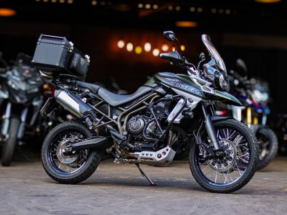 TRIUMPH TIGER 800 XCX 